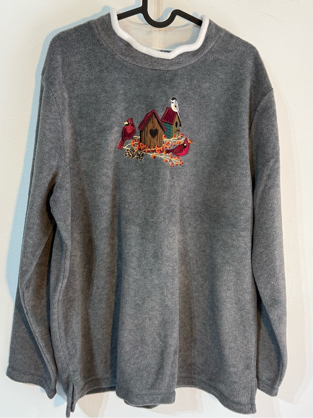 croft & barrow Gray Crewneck Fleece Sweater with Birdhouse Embroidery size XL